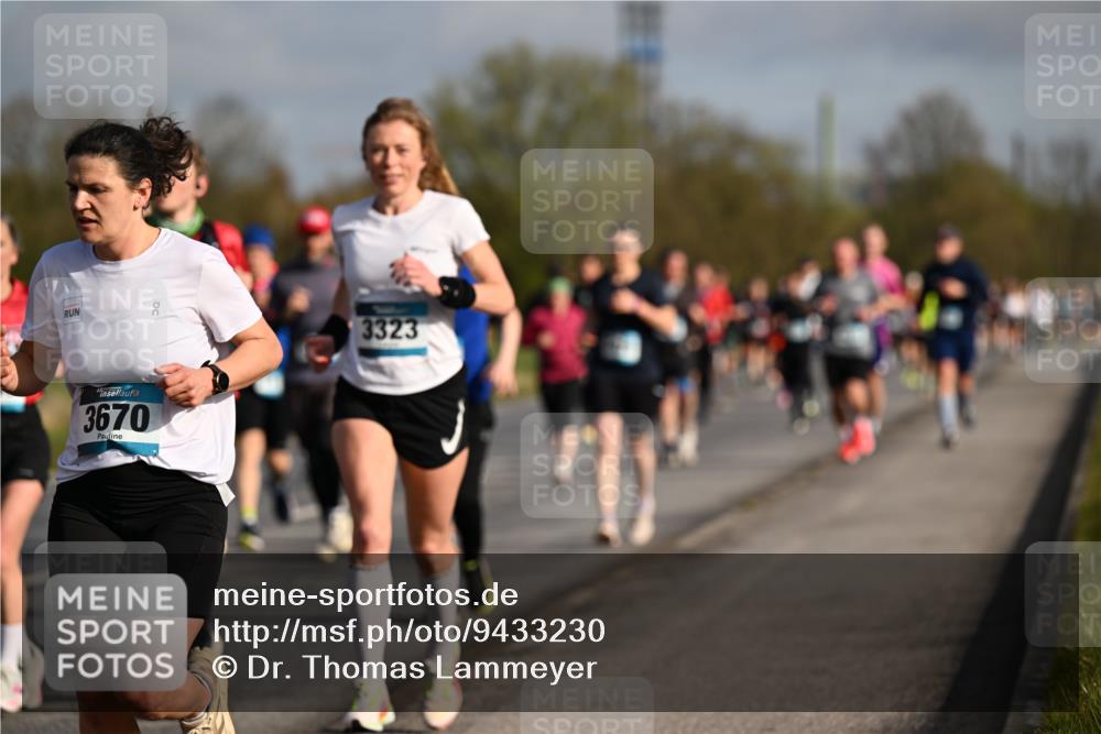 12.04.2026 - 45. Internationalen Wilhelmsburger Insellauf Dr. Thomas Lammeyer http://msf.ph/oto/9433230 12.04.2026 09:17:22 Laufen 3670, 3323 meine-sportfotos.de