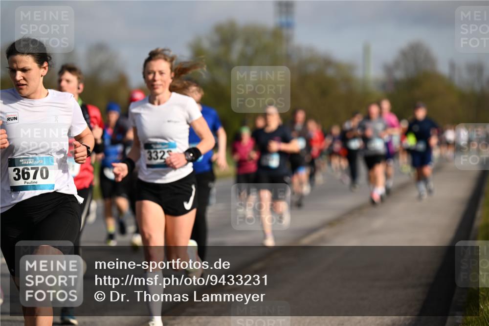 12.04.2026 - 45. Internationalen Wilhelmsburger Insellauf Dr. Thomas Lammeyer http://msf.ph/oto/9433231 12.04.2026 09:17:22 Laufen 3670, 332 meine-sportfotos.de