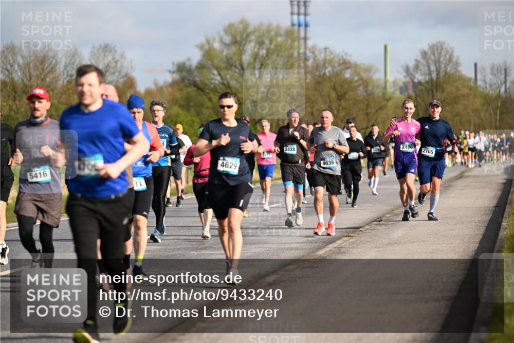 12.04.2026 - 45. Internationalen Wilhelmsburger Insellauf Dr. Thomas Lammeyer http://msf.ph/oto/9433240 12.04.2026 09:17:23 Laufen 5416, 4706, 11, 2438, 3173, 4629, 5363, 4635, 2106, 2105 meine-sportfotos.de