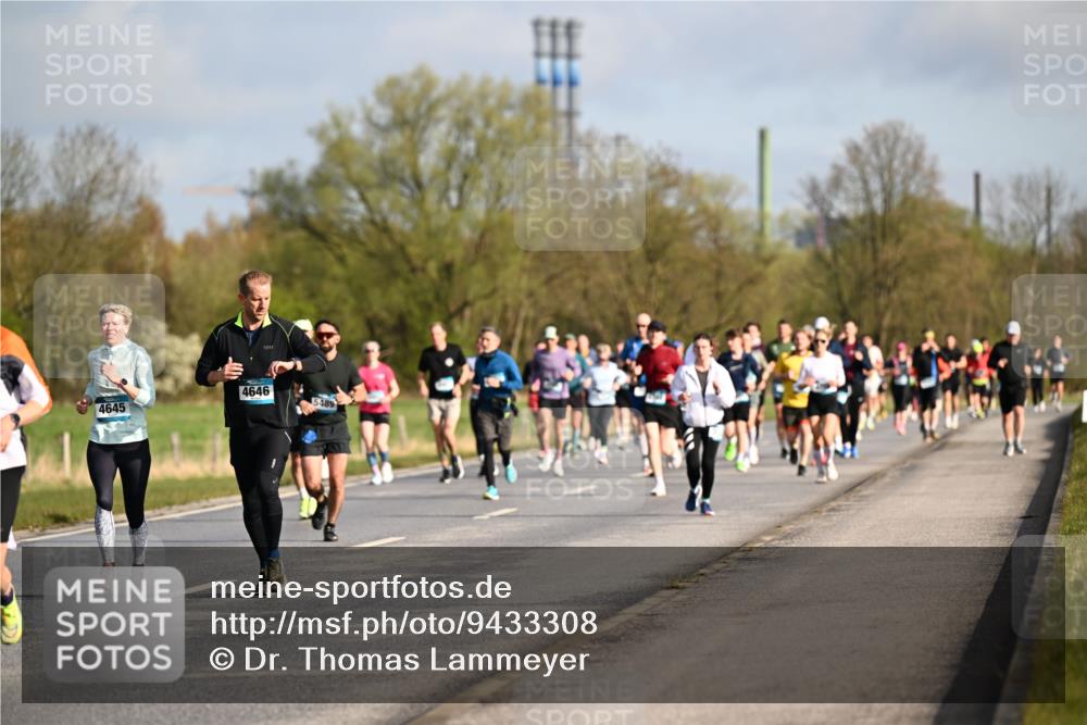 12.04.2026 - 45. Internationalen Wilhelmsburger Insellauf Dr. Thomas Lammeyer http://msf.ph/oto/9433308 12.04.2026 09:17:41 Laufen 4640 meine-sportfotos.de
