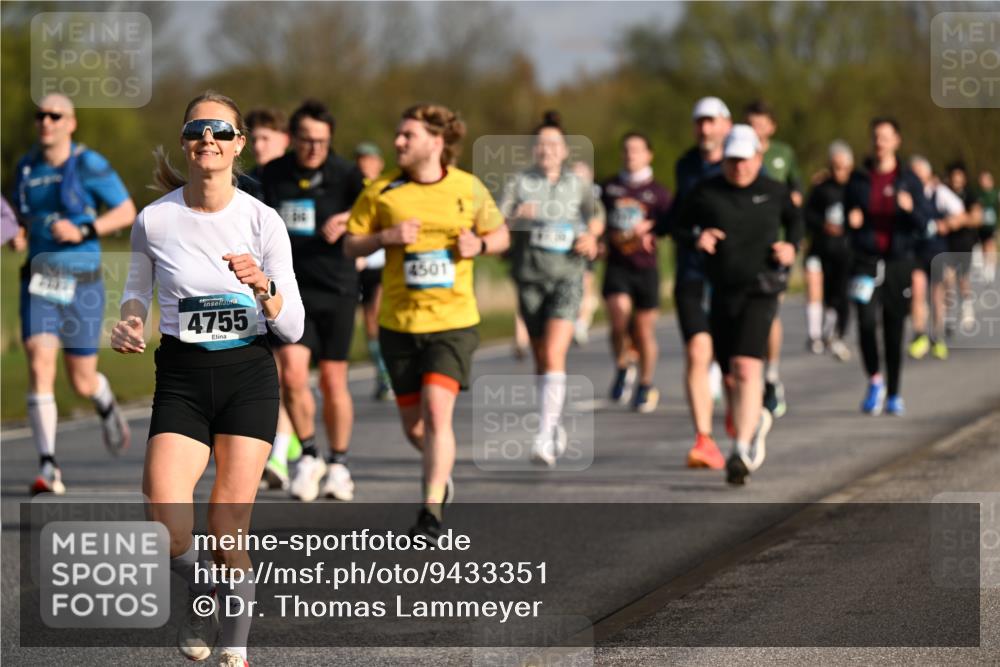 12.04.2026 - 45. Internationalen Wilhelmsburger Insellauf Dr. Thomas Lammeyer http://msf.ph/oto/9433351 12.04.2026 09:17:56 Laufen 4755, 4501 meine-sportfotos.de