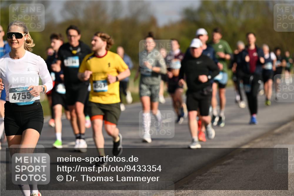 12.04.2026 - 45. Internationalen Wilhelmsburger Insellauf Dr. Thomas Lammeyer http://msf.ph/oto/9433354 12.04.2026 09:17:56 Laufen 4755, 45, 0 meine-sportfotos.de