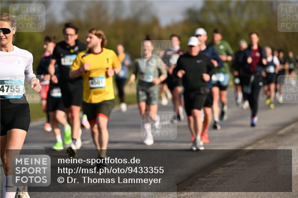 12.04.2026 - 45. Internationalen Wilhelmsburger Insellauf Dr. Thomas Lammeyer http://msf.ph/oto/9433355 12.04.2026 09:17:56 Laufen 4755, 4501 meine-sportfotos.de