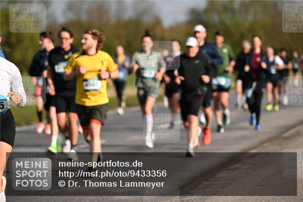 12.04.2026 - 45. Internationalen Wilhelmsburger Insellauf Dr. Thomas Lammeyer http://msf.ph/oto/9433356 12.04.2026 09:17:56 Laufen 45, 01, 5 meine-sportfotos.de