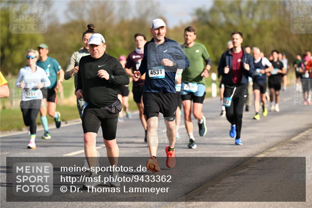 12.04.2026 - 45. Internationalen Wilhelmsburger Insellauf Dr. Thomas Lammeyer http://msf.ph/oto/9433362 12.04.2026 09:17:58 Laufen 4531, 2100 meine-sportfotos.de