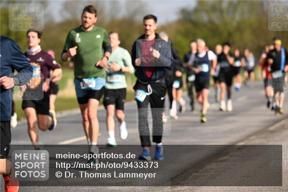 12.04.2026 - 45. Internationalen Wilhelmsburger Insellauf Dr. Thomas Lammeyer http://msf.ph/oto/9433373 12.04.2026 09:18:00 Laufen  meine-sportfotos.de