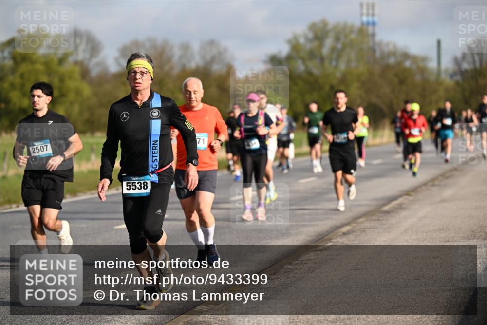 12.04.2026 - 45. Internationalen Wilhelmsburger Insellauf Dr. Thomas Lammeyer http://msf.ph/oto/9433399 12.04.2026 09:18:07 Laufen 2507, 5538, 71 meine-sportfotos.de