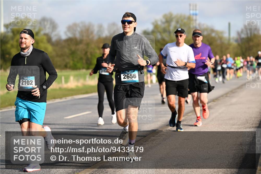 12.04.2026 - 45. Internationalen Wilhelmsburger Insellauf Dr. Thomas Lammeyer http://msf.ph/oto/9433479 12.04.2026 09:18:21 Laufen 2102, 2656 meine-sportfotos.de