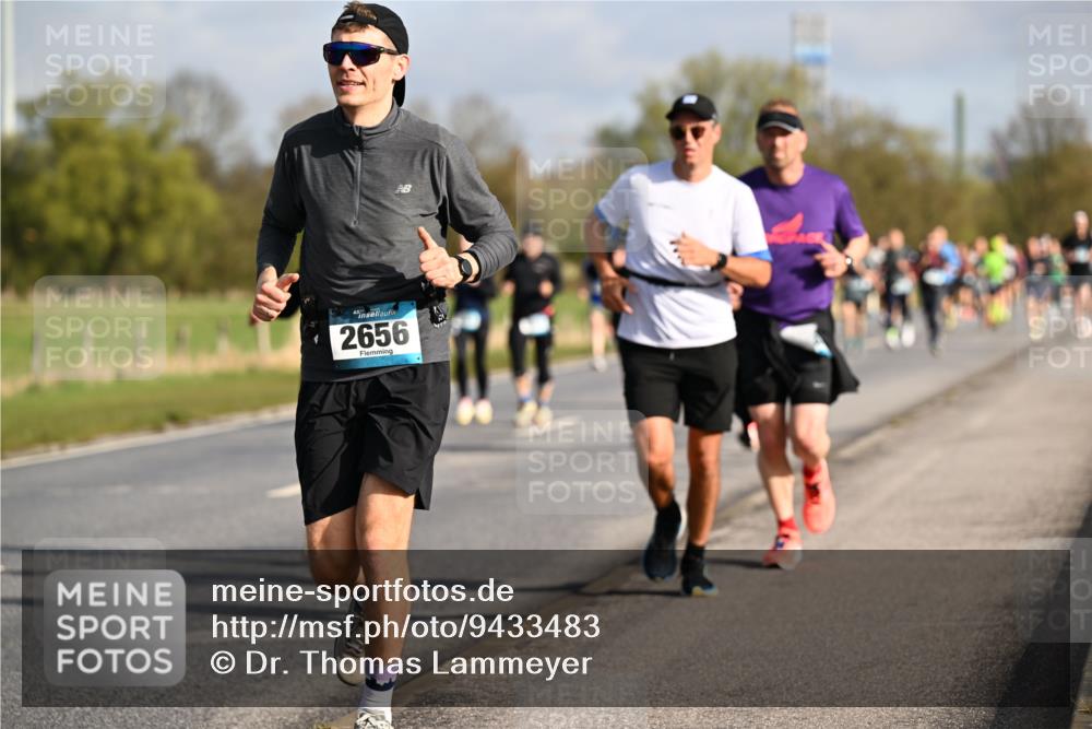 12.04.2026 - 45. Internationalen Wilhelmsburger Insellauf Dr. Thomas Lammeyer http://msf.ph/oto/9433483 12.04.2026 09:18:22 Laufen 45, 2656 meine-sportfotos.de