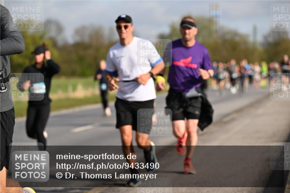 12.04.2026 - 45. Internationalen Wilhelmsburger Insellauf Dr. Thomas Lammeyer http://msf.ph/oto/9433490 12.04.2026 09:18:23 Laufen  meine-sportfotos.de