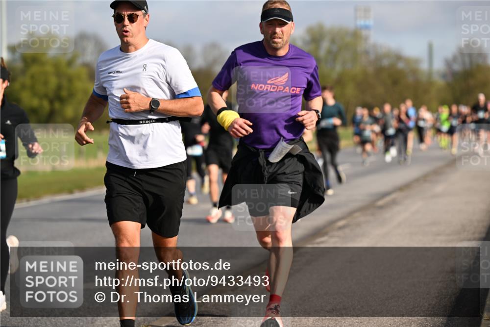 12.04.2026 - 45. Internationalen Wilhelmsburger Insellauf Dr. Thomas Lammeyer http://msf.ph/oto/9433493 12.04.2026 09:18:24 Laufen  meine-sportfotos.de