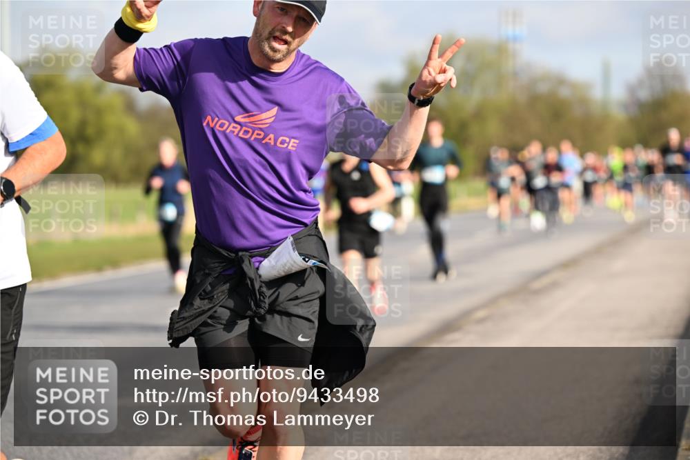 12.04.2026 - 45. Internationalen Wilhelmsburger Insellauf Dr. Thomas Lammeyer http://msf.ph/oto/9433498 12.04.2026 09:18:25 Laufen  meine-sportfotos.de