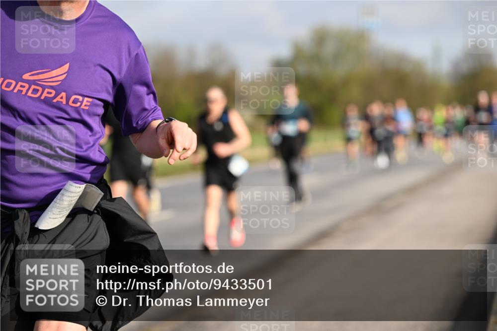 12.04.2026 - 45. Internationalen Wilhelmsburger Insellauf Dr. Thomas Lammeyer http://msf.ph/oto/9433501 12.04.2026 09:18:26 Laufen  meine-sportfotos.de