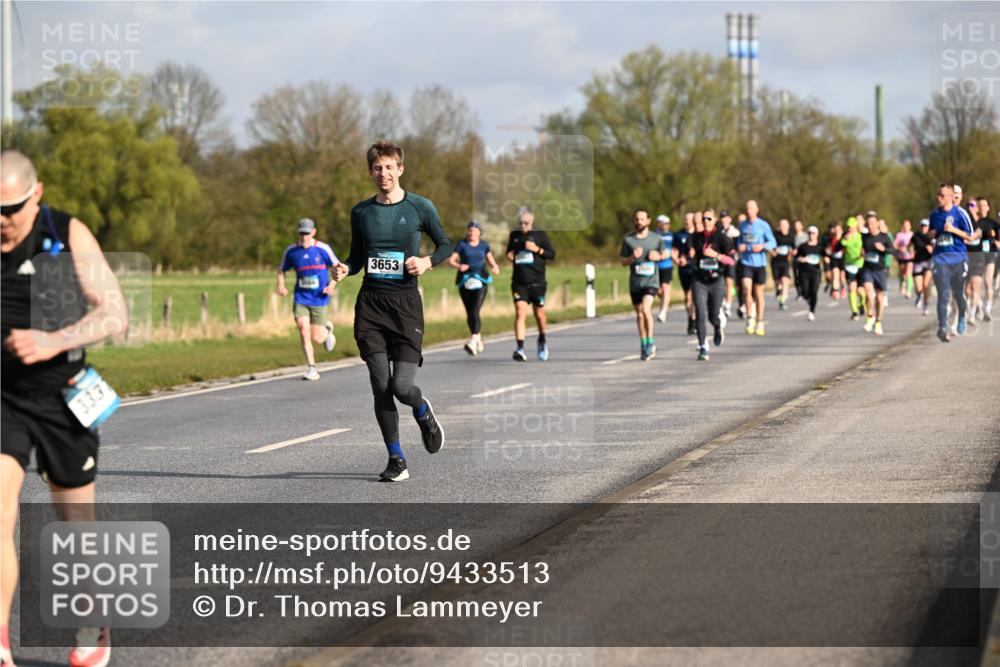 12.04.2026 - 45. Internationalen Wilhelmsburger Insellauf Dr. Thomas Lammeyer http://msf.ph/oto/9433513 12.04.2026 09:18:28 Laufen 333, 3653 meine-sportfotos.de