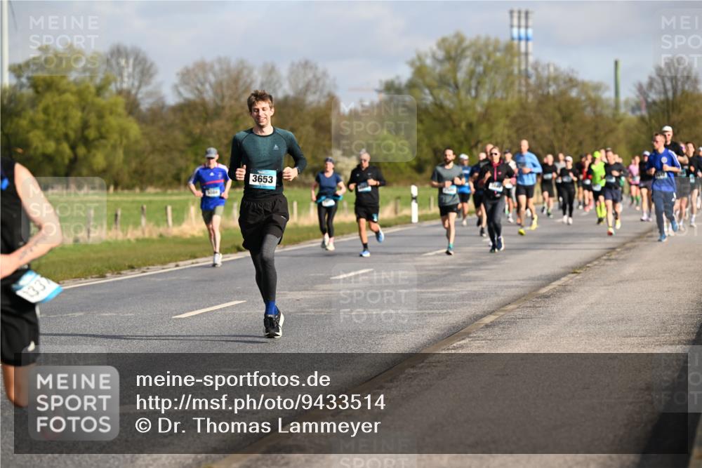 12.04.2026 - 45. Internationalen Wilhelmsburger Insellauf Dr. Thomas Lammeyer http://msf.ph/oto/9433514 12.04.2026 09:18:28 Laufen 1337, 3653 meine-sportfotos.de