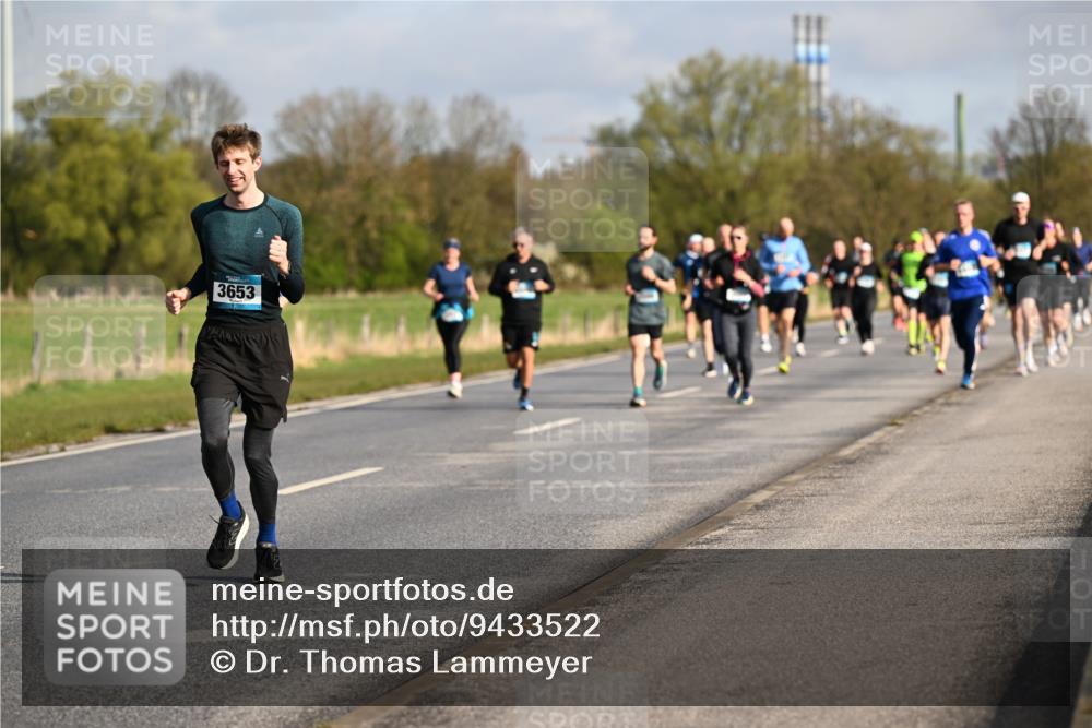 12.04.2026 - 45. Internationalen Wilhelmsburger Insellauf Dr. Thomas Lammeyer http://msf.ph/oto/9433522 12.04.2026 09:18:29 Laufen 3653 meine-sportfotos.de
