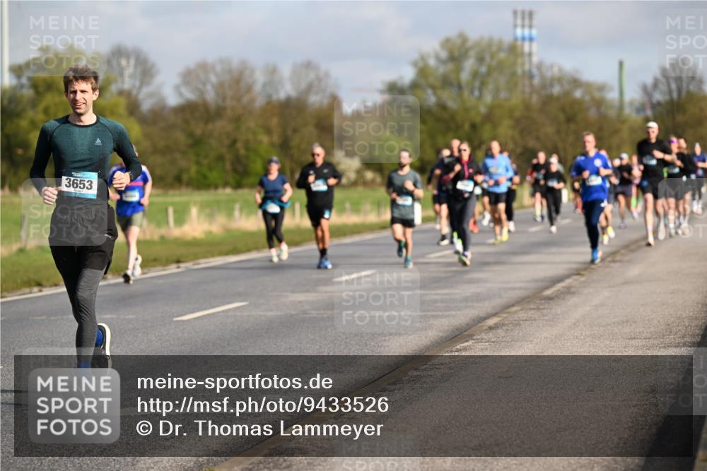 12.04.2026 - 45. Internationalen Wilhelmsburger Insellauf Dr. Thomas Lammeyer http://msf.ph/oto/9433526 12.04.2026 09:18:29 Laufen 3653 meine-sportfotos.de