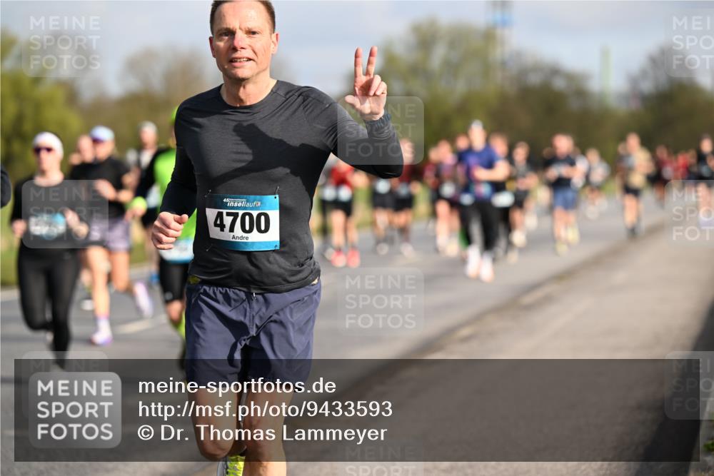 12.04.2026 - 45. Internationalen Wilhelmsburger Insellauf Dr. Thomas Lammeyer http://msf.ph/oto/9433593 12.04.2026 09:18:42 Laufen 3, 4700 meine-sportfotos.de