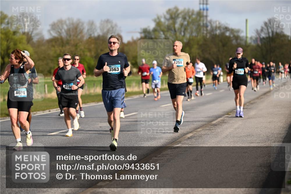 12.04.2026 - 45. Internationalen Wilhelmsburger Insellauf Dr. Thomas Lammeyer http://msf.ph/oto/9433651 12.04.2026 09:18:51 Laufen 4040, 4681, 3563, 5251, 5347 meine-sportfotos.de