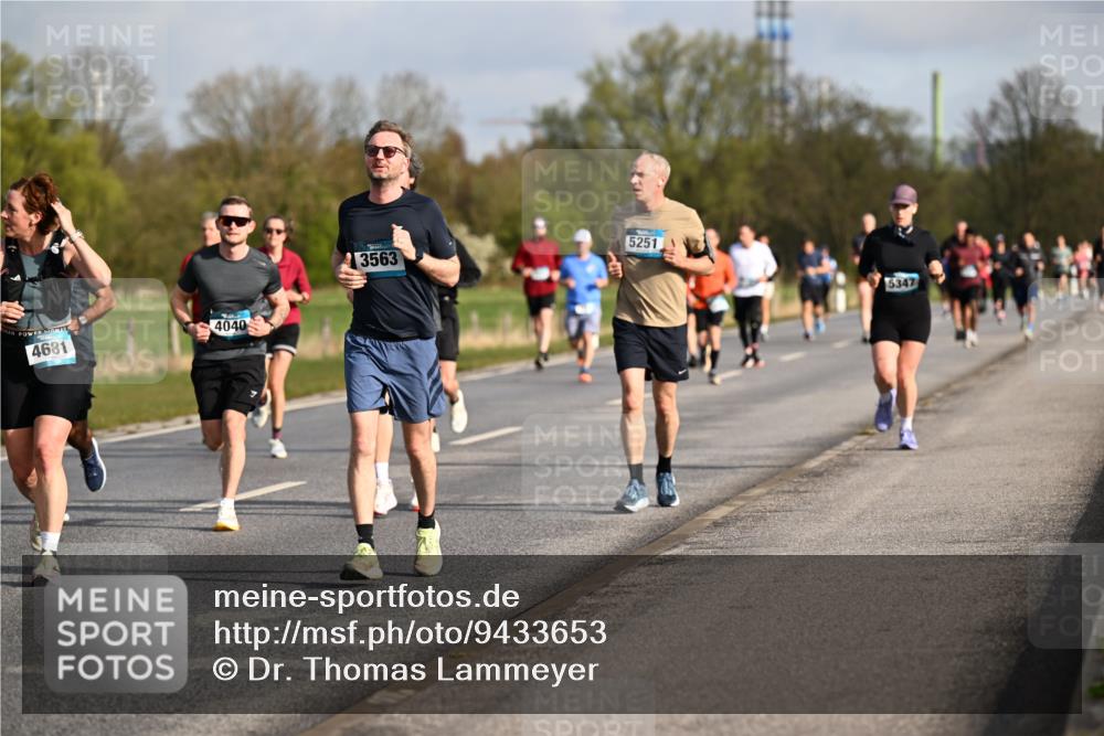 12.04.2026 - 45. Internationalen Wilhelmsburger Insellauf Dr. Thomas Lammeyer http://msf.ph/oto/9433653 12.04.2026 09:18:51 Laufen 4040, 4681, 3563, 5251, 5347 meine-sportfotos.de