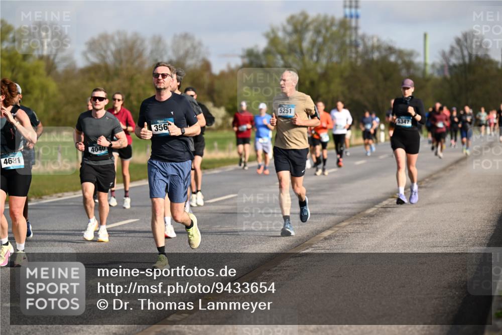 12.04.2026 - 45. Internationalen Wilhelmsburger Insellauf Dr. Thomas Lammeyer http://msf.ph/oto/9433654 12.04.2026 09:18:52 Laufen 4040, 4681, 356, 5251, 5347 meine-sportfotos.de