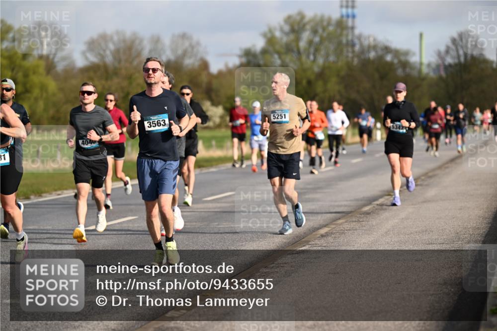 12.04.2026 - 45. Internationalen Wilhelmsburger Insellauf Dr. Thomas Lammeyer http://msf.ph/oto/9433655 12.04.2026 09:18:52 Laufen 31, 4040, 3563, 5251 meine-sportfotos.de