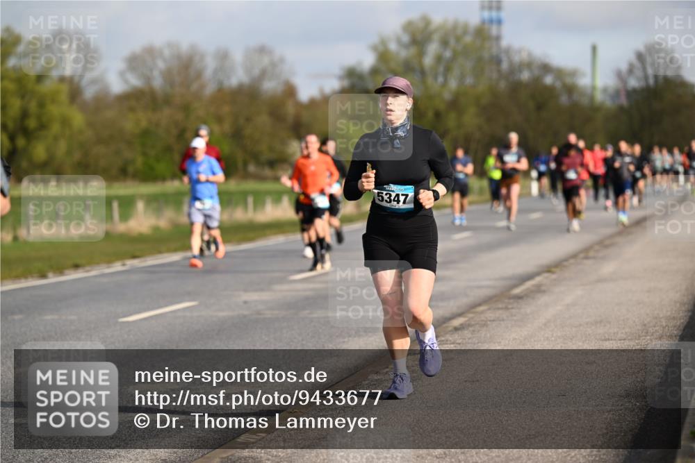 12.04.2026 - 45. Internationalen Wilhelmsburger Insellauf Dr. Thomas Lammeyer http://msf.ph/oto/9433677 12.04.2026 09:18:56 Laufen 5347 meine-sportfotos.de