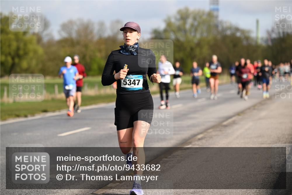 12.04.2026 - 45. Internationalen Wilhelmsburger Insellauf Dr. Thomas Lammeyer http://msf.ph/oto/9433682 12.04.2026 09:18:57 Laufen 5347 meine-sportfotos.de