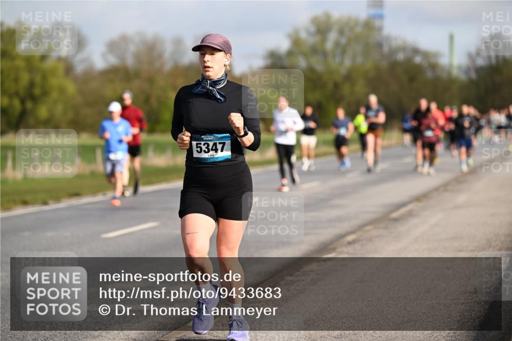 12.04.2026 - 45. Internationalen Wilhelmsburger Insellauf Dr. Thomas Lammeyer http://msf.ph/oto/9433683 12.04.2026 09:18:57 Laufen 5347 meine-sportfotos.de