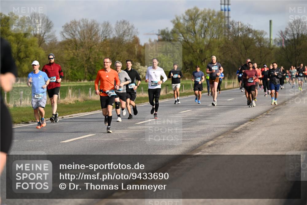 12.04.2026 - 45. Internationalen Wilhelmsburger Insellauf Dr. Thomas Lammeyer http://msf.ph/oto/9433690 12.04.2026 09:18:58 Laufen  meine-sportfotos.de
