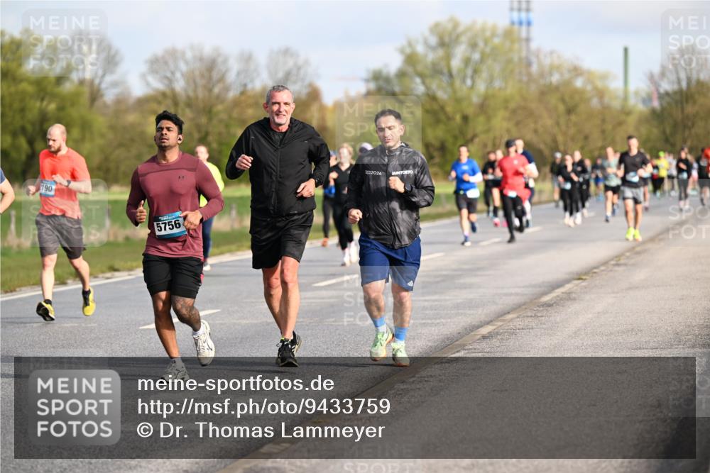 12.04.2026 - 45. Internationalen Wilhelmsburger Insellauf Dr. Thomas Lammeyer http://msf.ph/oto/9433759 12.04.2026 09:19:09 Laufen 190, 5756, 2026 meine-sportfotos.de