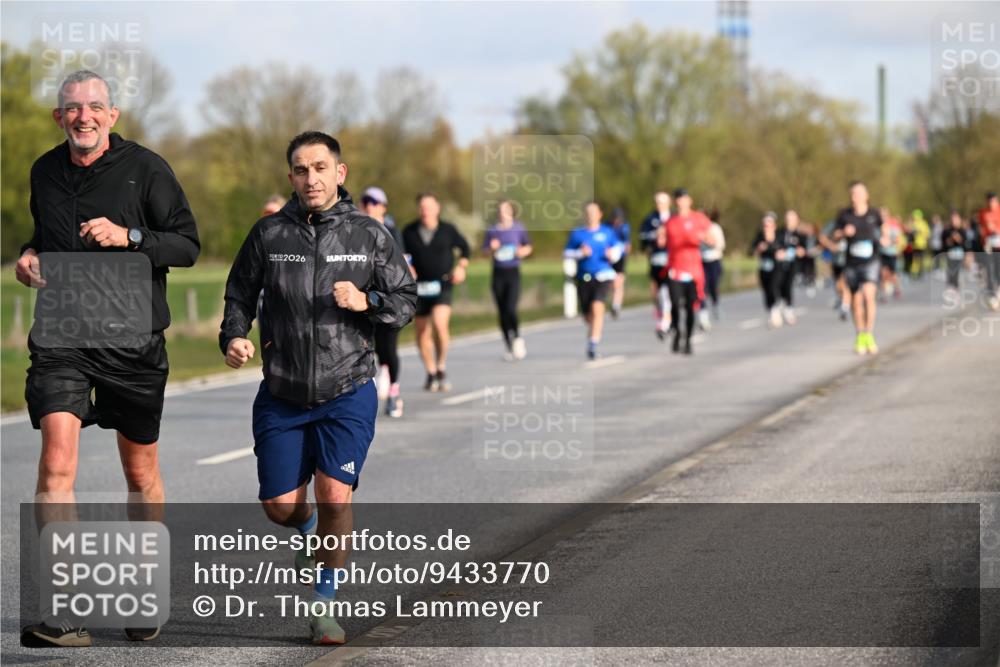 12.04.2026 - 45. Internationalen Wilhelmsburger Insellauf Dr. Thomas Lammeyer http://msf.ph/oto/9433770 12.04.2026 09:19:10 Laufen 2026 meine-sportfotos.de