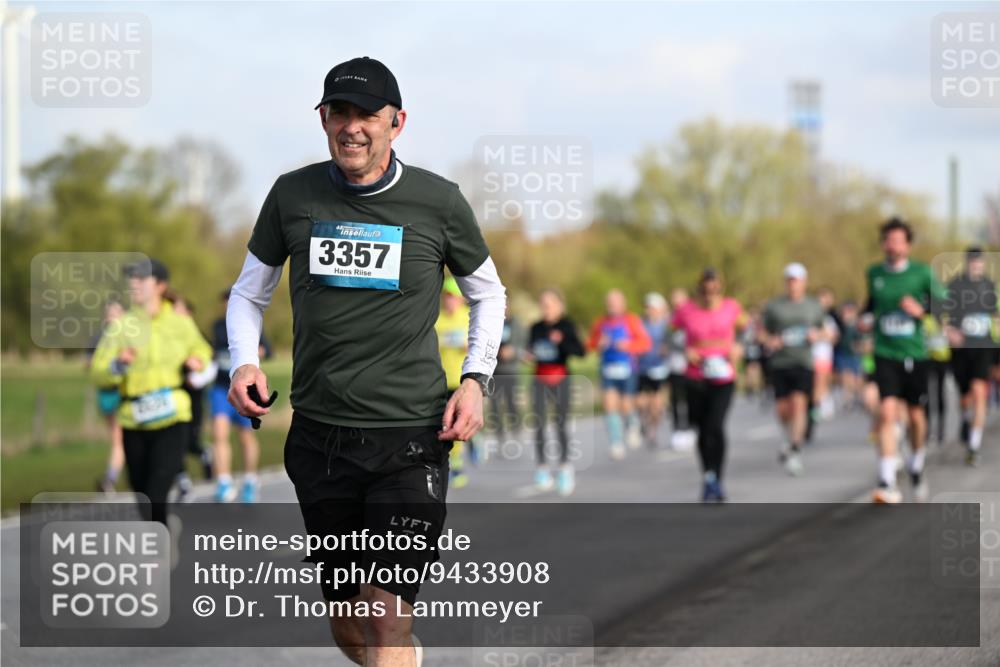 12.04.2026 - 45. Internationalen Wilhelmsburger Insellauf Dr. Thomas Lammeyer http://msf.ph/oto/9433908 12.04.2026 09:19:35 Laufen 45, 3357 meine-sportfotos.de
