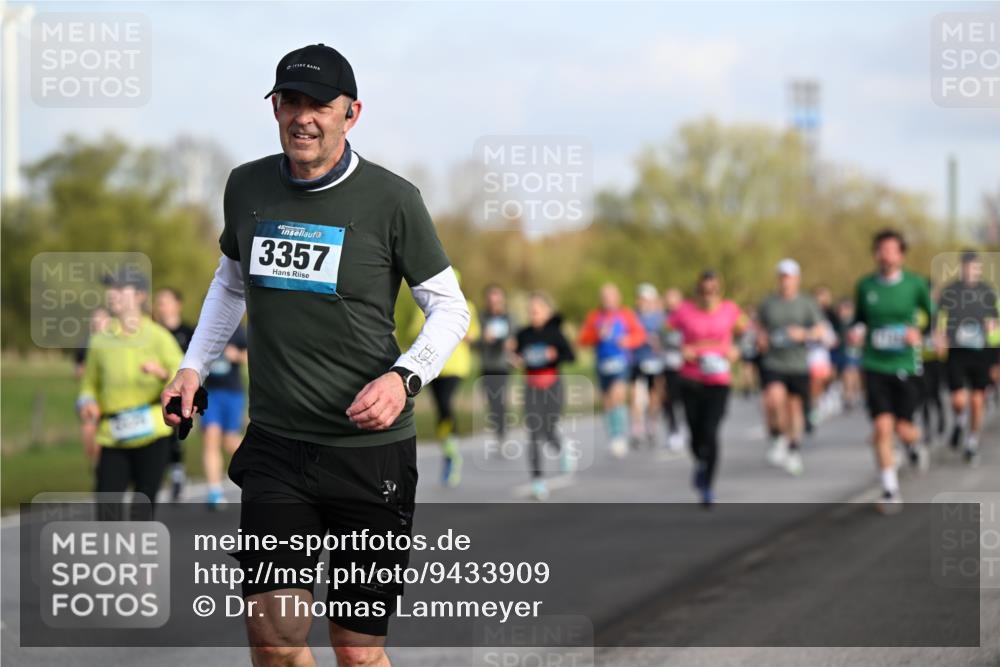 12.04.2026 - 45. Internationalen Wilhelmsburger Insellauf Dr. Thomas Lammeyer http://msf.ph/oto/9433909 12.04.2026 09:19:35 Laufen 3357 meine-sportfotos.de