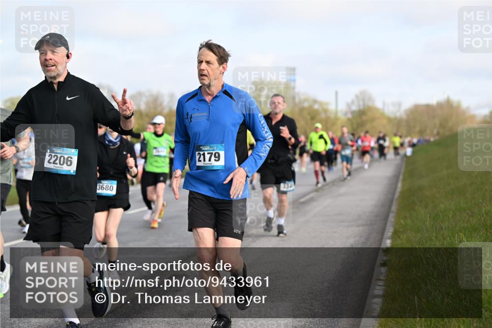 12.04.2026 - 45. Internationalen Wilhelmsburger Insellauf Dr. Thomas Lammeyer http://msf.ph/oto/9433961 12.04.2026 09:19:44 Laufen 2206, 3680, 2179 meine-sportfotos.de