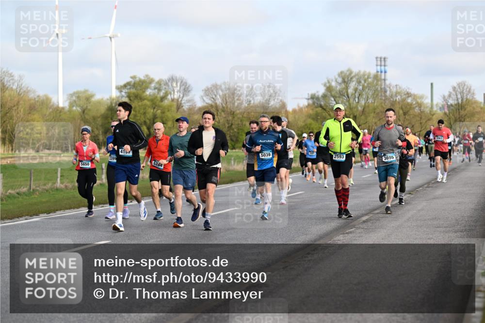 12.04.2026 - 45. Internationalen Wilhelmsburger Insellauf Dr. Thomas Lammeyer http://msf.ph/oto/9433990 12.04.2026 09:19:49 Laufen 4157, 3399, 5284, 92, 5650, 5039, 4482, 2593, 3695, 5563 meine-sportfotos.de