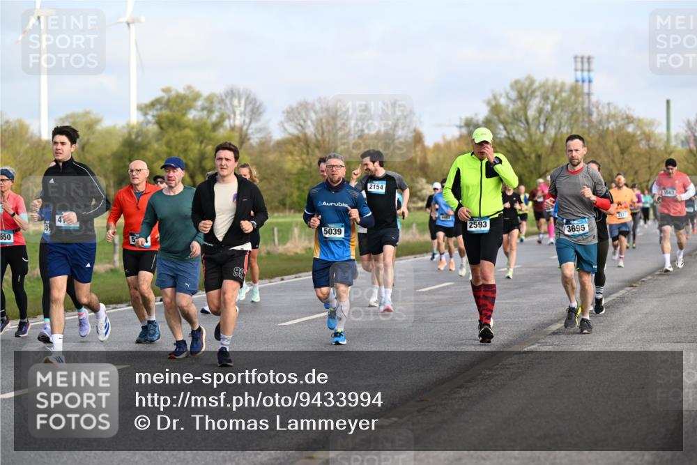 12.04.2026 - 45. Internationalen Wilhelmsburger Insellauf Dr. Thomas Lammeyer http://msf.ph/oto/9433994 12.04.2026 09:19:50 Laufen 650, 92, 5039, 2154, 2593, 3695, 5563 meine-sportfotos.de