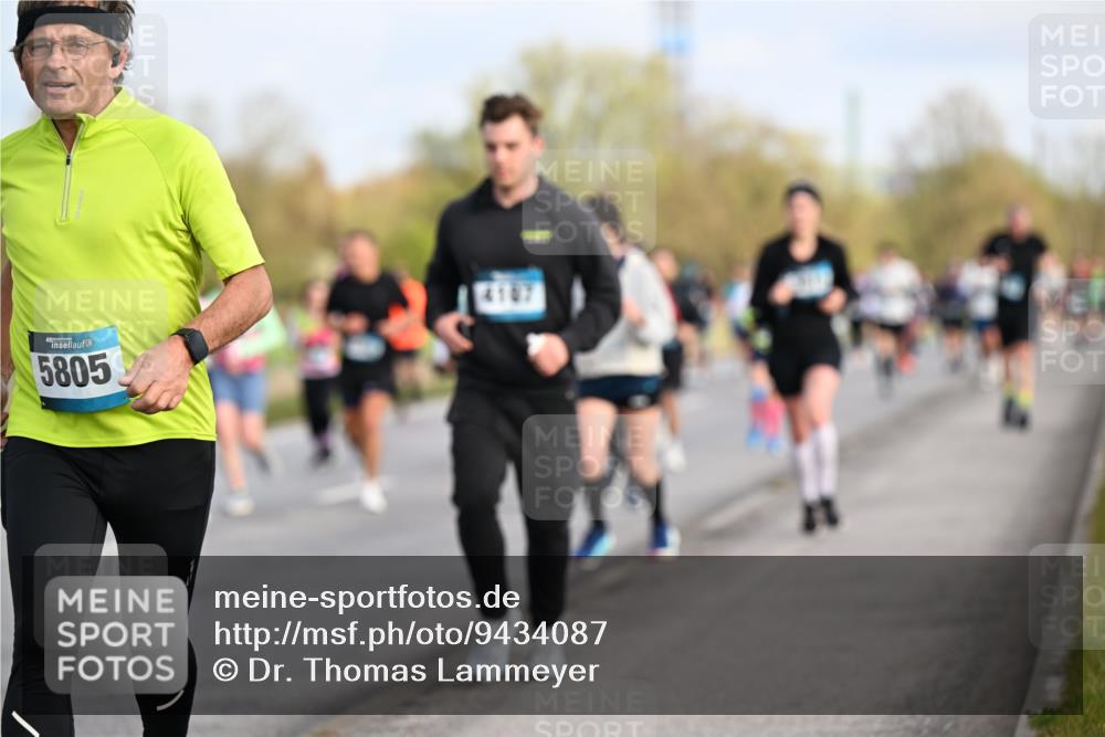 12.04.2026 - 45. Internationalen Wilhelmsburger Insellauf Dr. Thomas Lammeyer http://msf.ph/oto/9434087 12.04.2026 09:20:06 Laufen 5805 meine-sportfotos.de