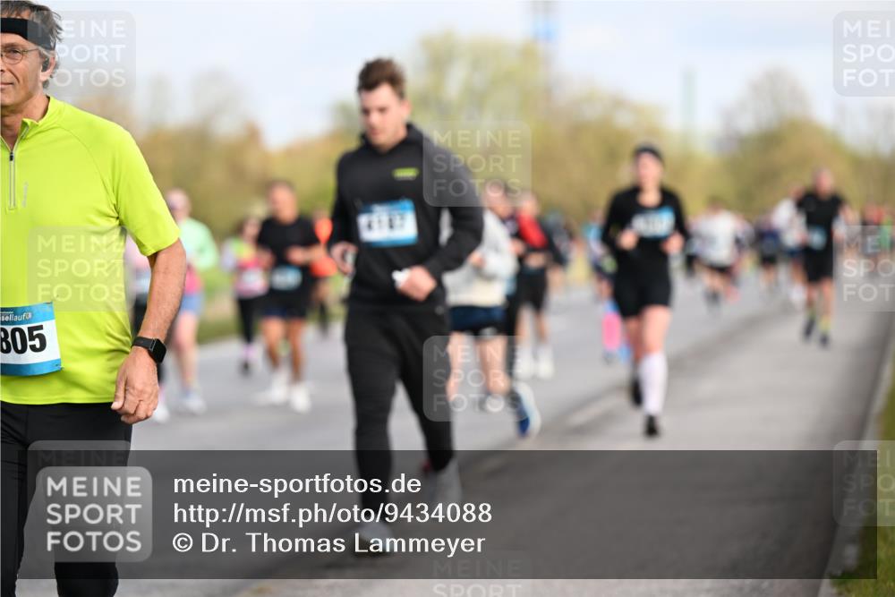 12.04.2026 - 45. Internationalen Wilhelmsburger Insellauf Dr. Thomas Lammeyer http://msf.ph/oto/9434088 12.04.2026 09:20:07 Laufen 805 meine-sportfotos.de