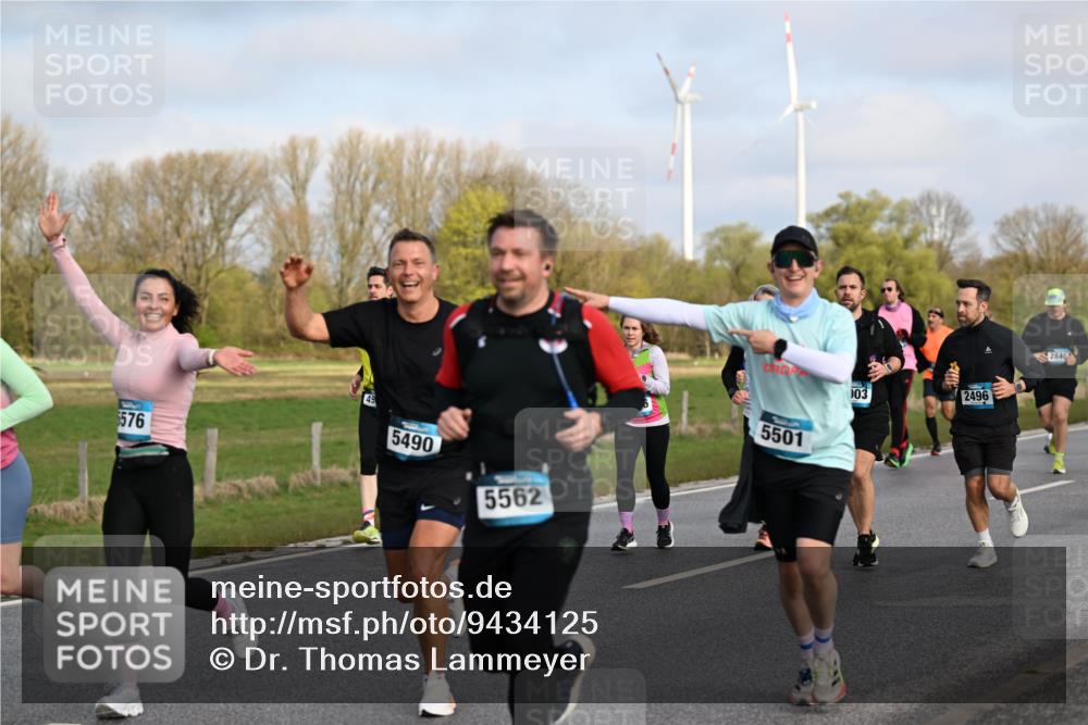 12.04.2026 - 45. Internationalen Wilhelmsburger Insellauf Dr. Thomas Lammeyer http://msf.ph/oto/9434125 12.04.2026 09:20:14 Laufen 5576, 5490, 5562, 03, 2496, 5501, 2846 meine-sportfotos.de