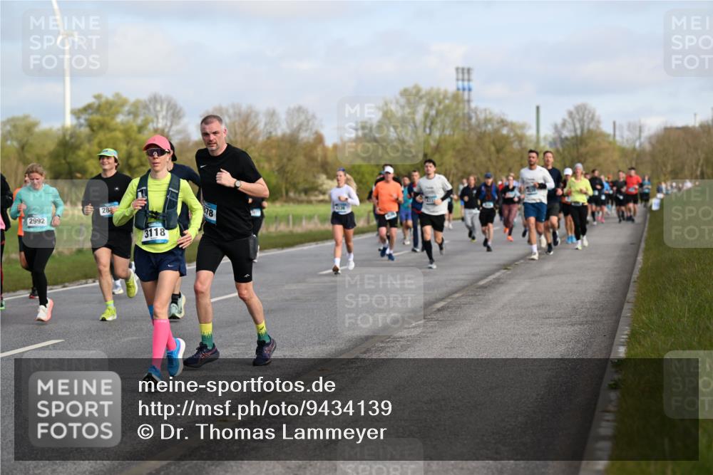 12.04.2026 - 45. Internationalen Wilhelmsburger Insellauf Dr. Thomas Lammeyer http://msf.ph/oto/9434139 12.04.2026 09:20:16 Laufen 2992, 28, 78, 3118 meine-sportfotos.de