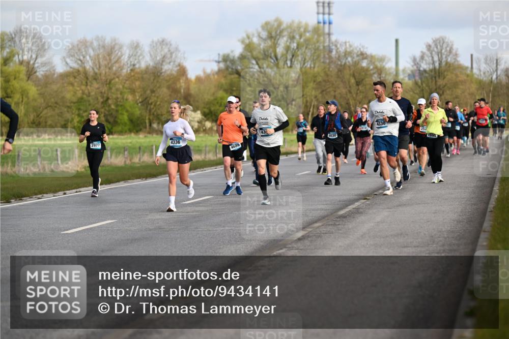 12.04.2026 - 45. Internationalen Wilhelmsburger Insellauf Dr. Thomas Lammeyer http://msf.ph/oto/9434141 12.04.2026 09:20:17 Laufen 4330, 43, 252, 2977, 4336, 4030, 4689 meine-sportfotos.de