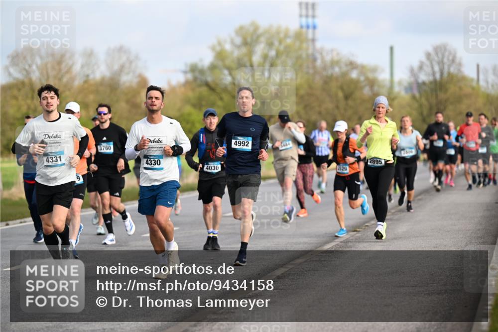 12.04.2026 - 45. Internationalen Wilhelmsburger Insellauf Dr. Thomas Lammeyer http://msf.ph/oto/9434158 12.04.2026 09:20:20 Laufen 3760, 4331, 9, 4330, 4030, 4992, 829, 2800, 2895 meine-sportfotos.de