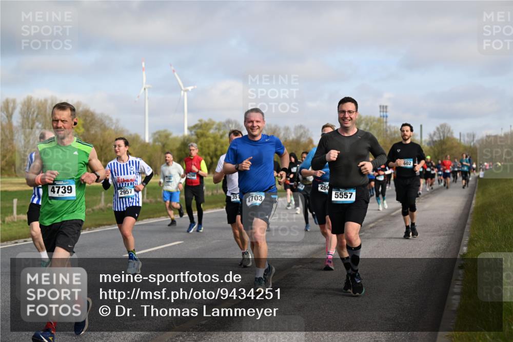 12.04.2026 - 45. Internationalen Wilhelmsburger Insellauf Dr. Thomas Lammeyer http://msf.ph/oto/9434251 12.04.2026 09:20:36 Laufen 4739, 2957, 498, 260, 351, 4703, 5557, 602 meine-sportfotos.de