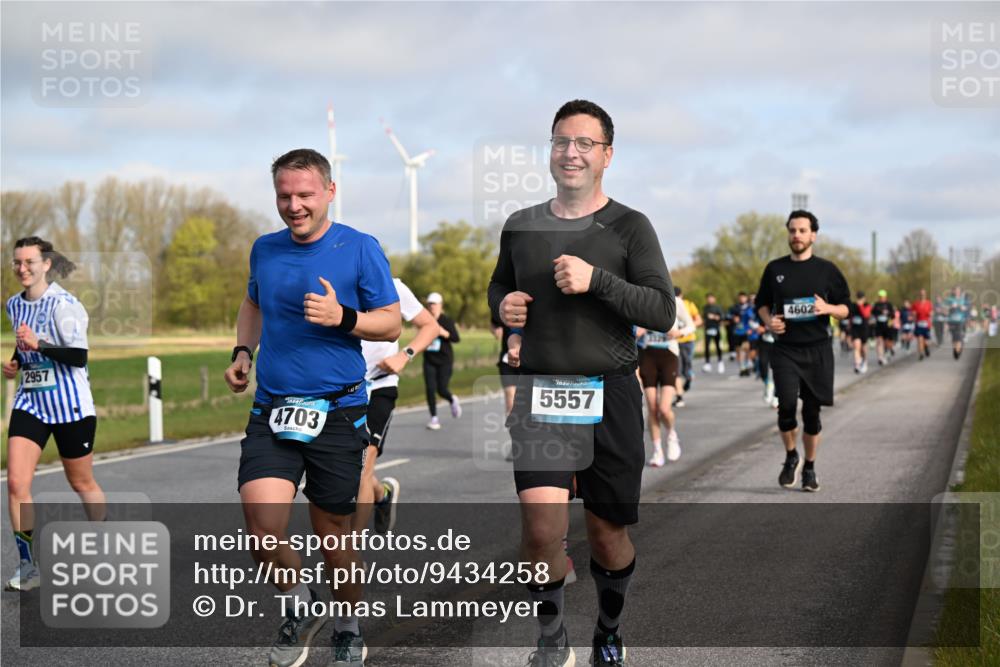 12.04.2026 - 45. Internationalen Wilhelmsburger Insellauf Dr. Thomas Lammeyer http://msf.ph/oto/9434258 12.04.2026 09:20:37 Laufen 2957, 4703, 5557, 4602 meine-sportfotos.de