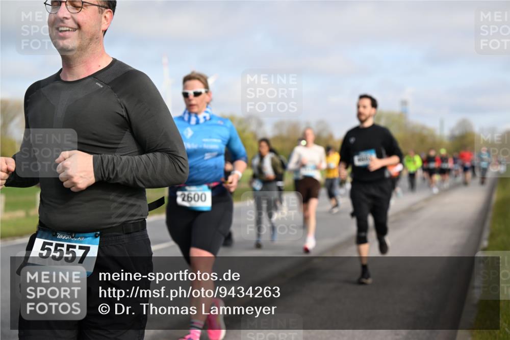 12.04.2026 - 45. Internationalen Wilhelmsburger Insellauf Dr. Thomas Lammeyer http://msf.ph/oto/9434263 12.04.2026 09:20:38 Laufen 5557, 2600 meine-sportfotos.de