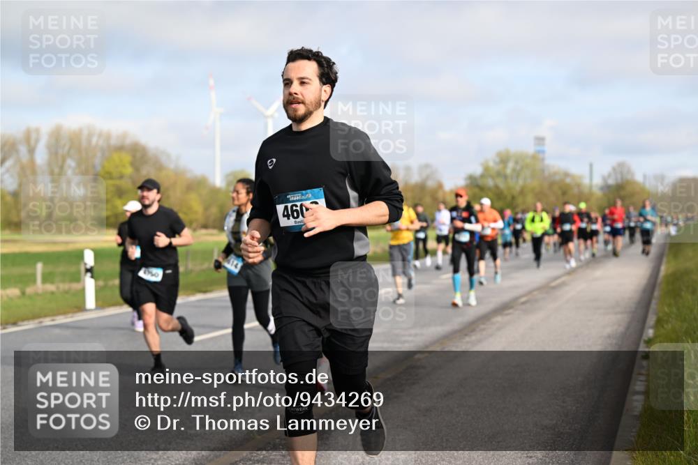 12.04.2026 - 45. Internationalen Wilhelmsburger Insellauf Dr. Thomas Lammeyer http://msf.ph/oto/9434269 12.04.2026 09:20:40 Laufen 050, 460 meine-sportfotos.de
