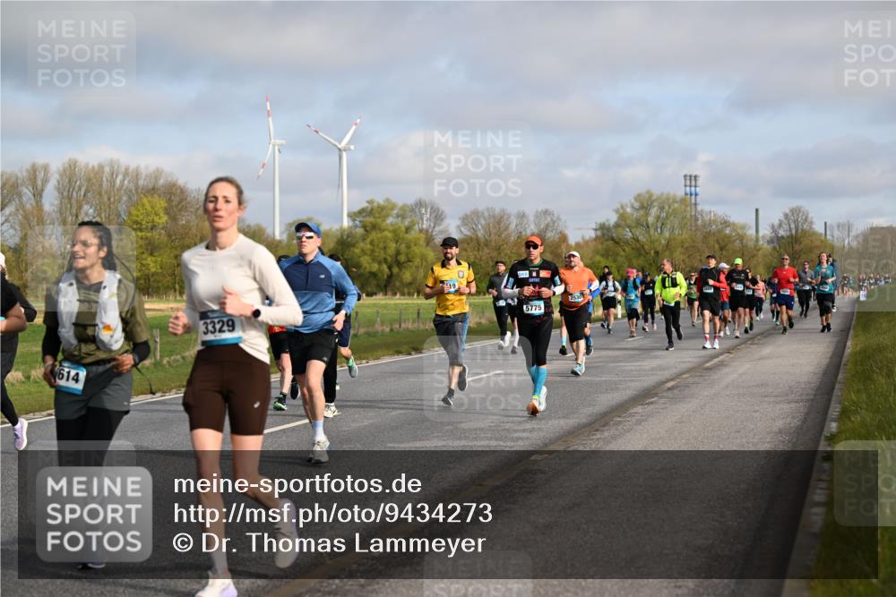 12.04.2026 - 45. Internationalen Wilhelmsburger Insellauf Dr. Thomas Lammeyer http://msf.ph/oto/9434273 12.04.2026 09:20:41 Laufen 614, 3329, 19, 5775, 2530 meine-sportfotos.de