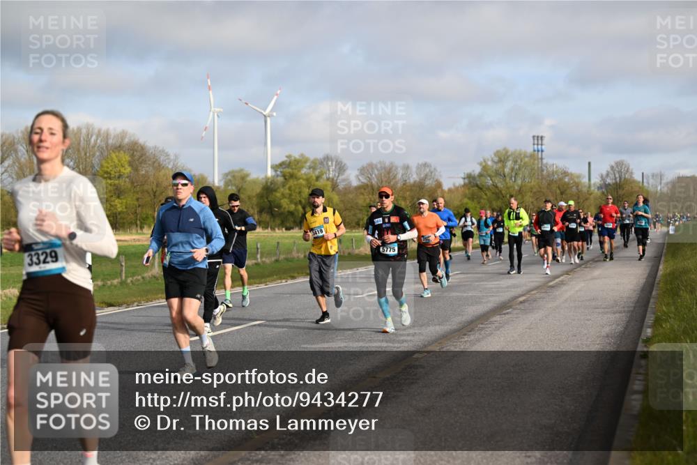 12.04.2026 - 45. Internationalen Wilhelmsburger Insellauf Dr. Thomas Lammeyer http://msf.ph/oto/9434277 12.04.2026 09:20:41 Laufen 3329, 3419, 5775 meine-sportfotos.de