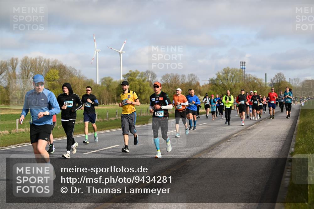 12.04.2026 - 45. Internationalen Wilhelmsburger Insellauf Dr. Thomas Lammeyer http://msf.ph/oto/9434281 12.04.2026 09:20:42 Laufen 5309, 3624, 341, 5775, 2530 meine-sportfotos.de